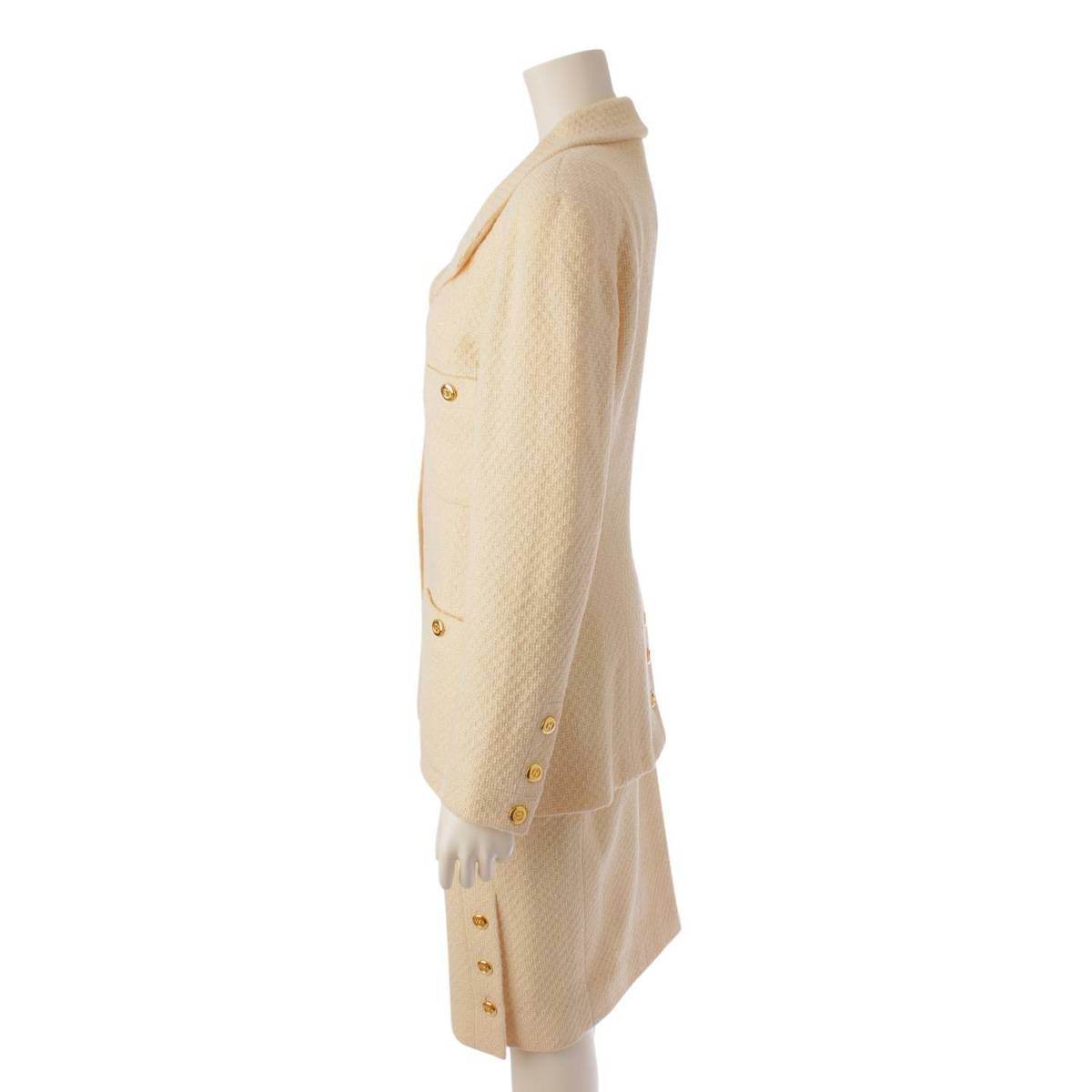 [Chanel] Chanel Tweed 4 Pocket Gold Button COCO Button Suit Set Ivory 38 [Used] [Authenticated and Guaranteed Authentic] 195143