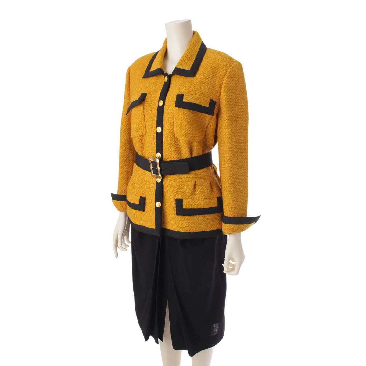 [Chanel] Chanel Vintage COCO Button Tweed Jacket & Skirt Set Mustard Size 40 [Used] [Authenticated and Guaranteed Authentic] 197734