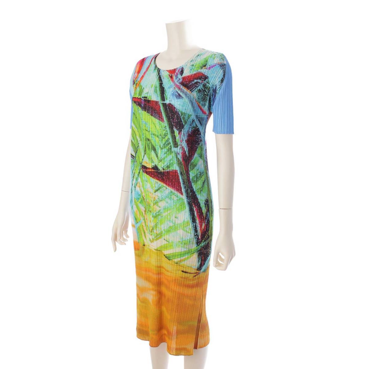 [Issey Miyake] Issey Miyake Pleated 23AW TROPICAL WINTER Short Sleeve Dress PP33JH674 Multicolor 2 [Used] [Authenticated and Guaranteed Authentic] 201757