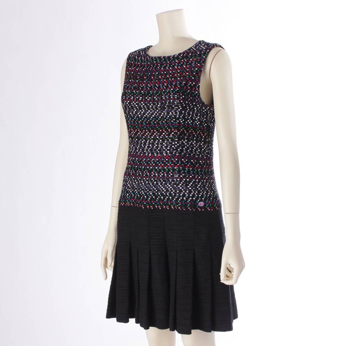 [Chanel] Chanel COCO Mark Tweed Back Zip Sleeveless Dress P56058 Multicolor 38 [Used] [Authenticated and Guaranteed Authentic] 202871