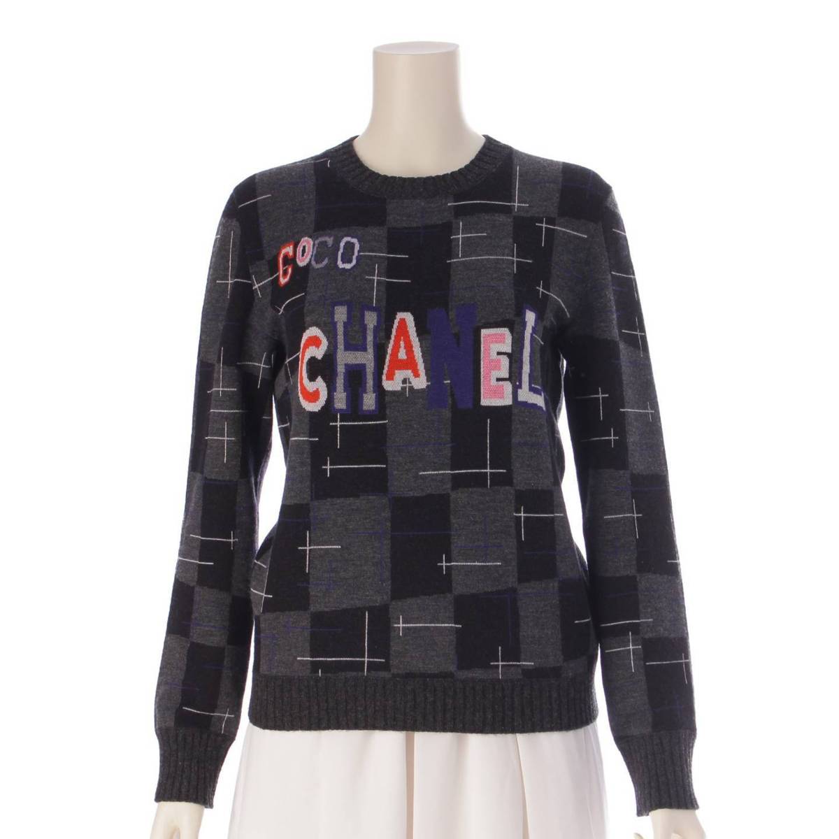 [Chanel] Chanel COCO logo back button knit cardigan top P71432 gray 36 [Used] [Authenticated and genuine product guaranteed] 204067