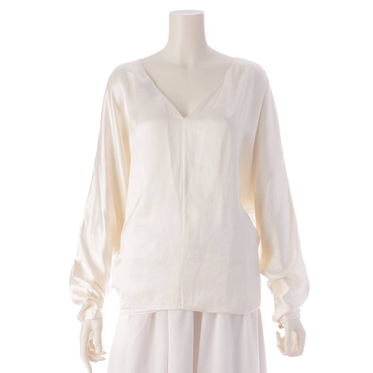[Chanel] Chanel Silk Sleeve Button Drop Shoulder Blouse Top P64545 White 38 [Used] [Authenticated and Guaranteed Authentic] 204315