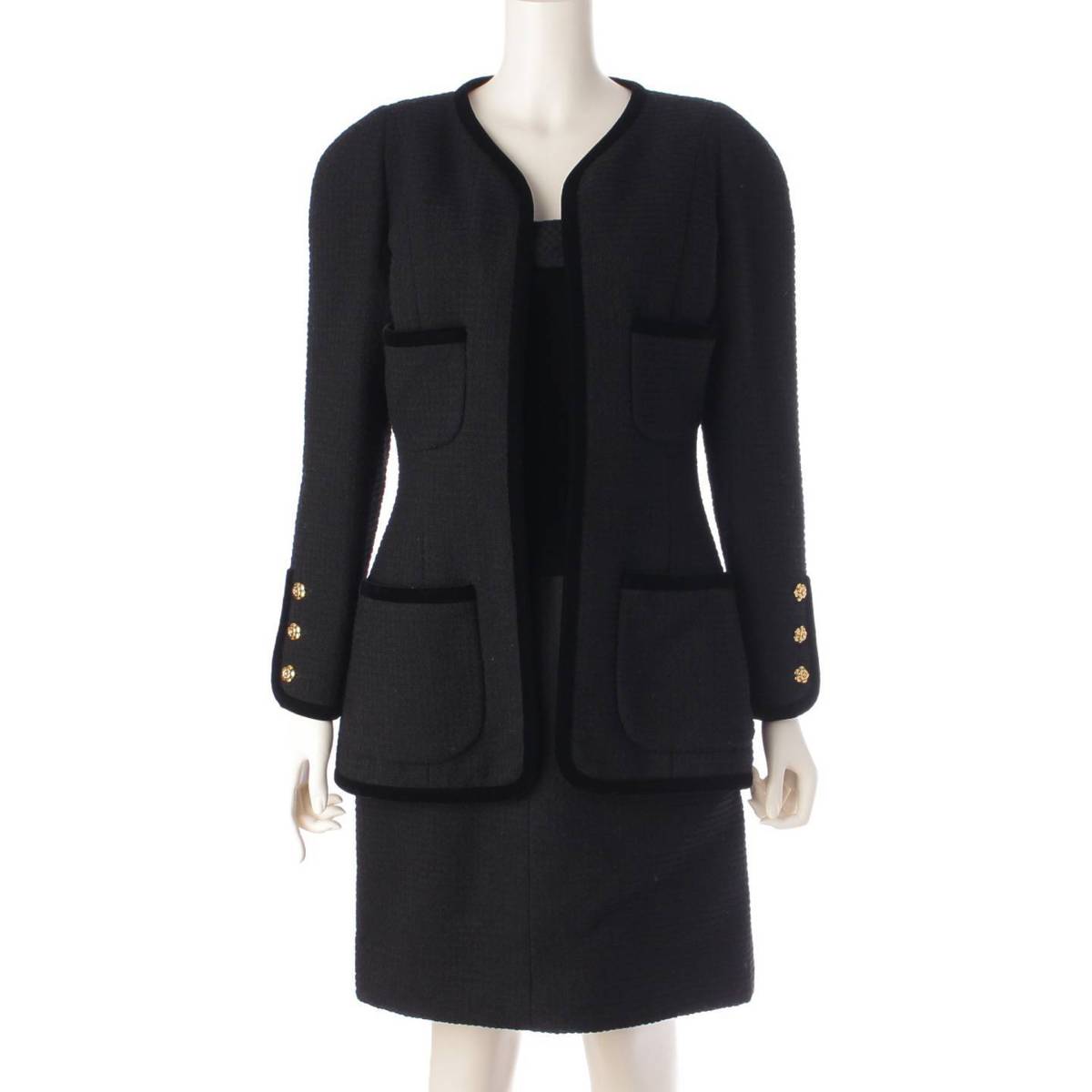 [Chanel] Chanel Vintage Camellia Dress Jacket Set Black 38 [Used] [Authenticated and Guaranteed Authentic] 204962