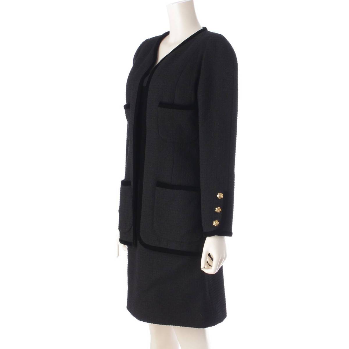 [Chanel] Chanel Vintage Camellia Dress Jacket Set Black 38 [Used] [Authenticated and Guaranteed Authentic] 204962