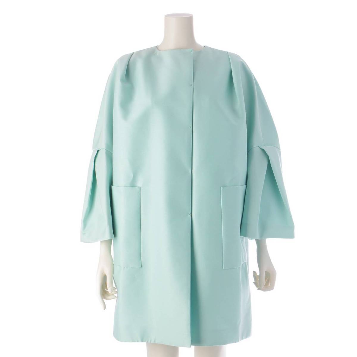 [ ] Cruciani Volume Sleeve Wool Silk No Collar Coat Light Blue Size 40 [Used] [Authenticated and Guaranteed Authentic] 205476