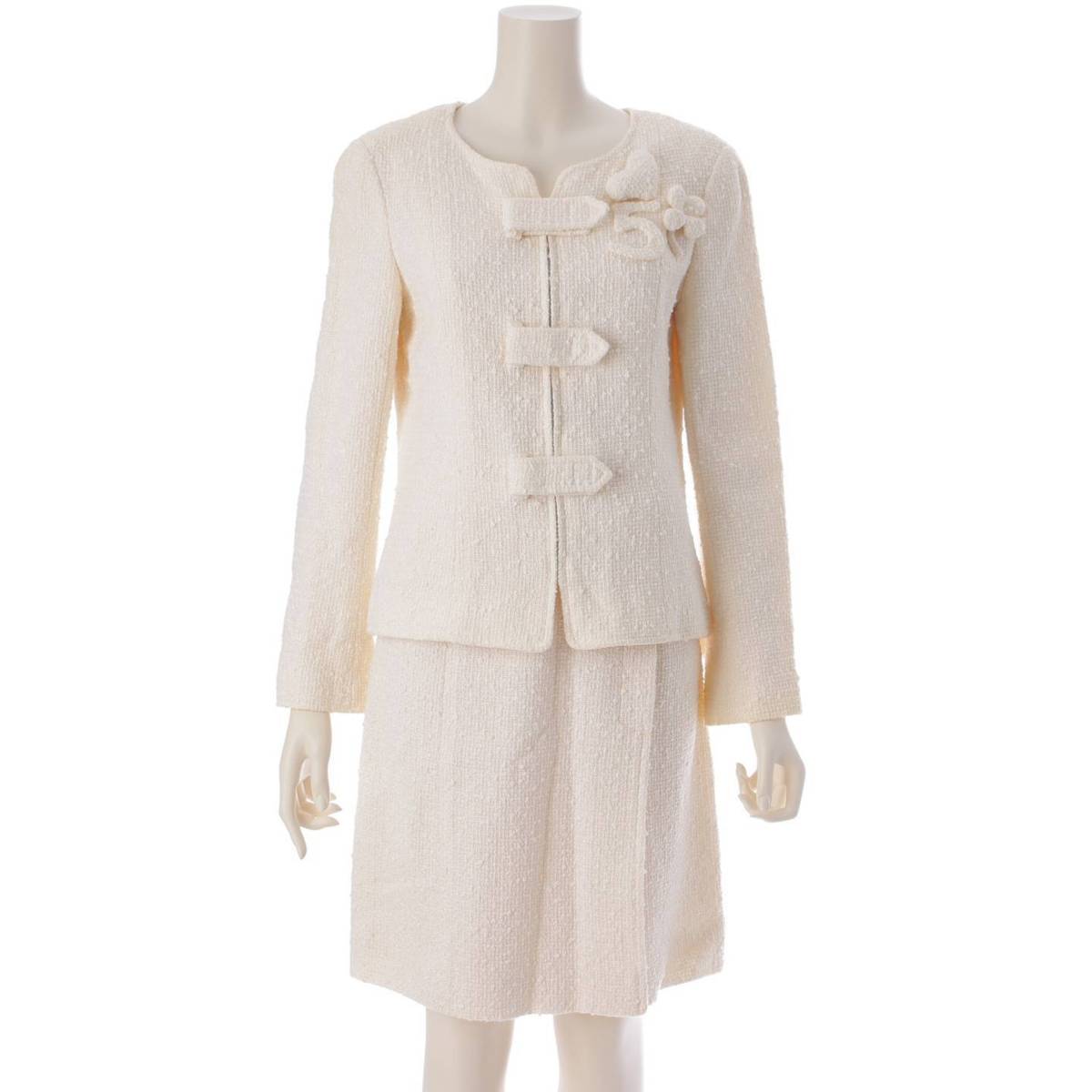 [Chanel] Chanel 04C Cruise Line No5 Tweed Jacket and Skirt Set White 36/38 [Used] [Authenticated and Guaranteed Authentic] 207048
