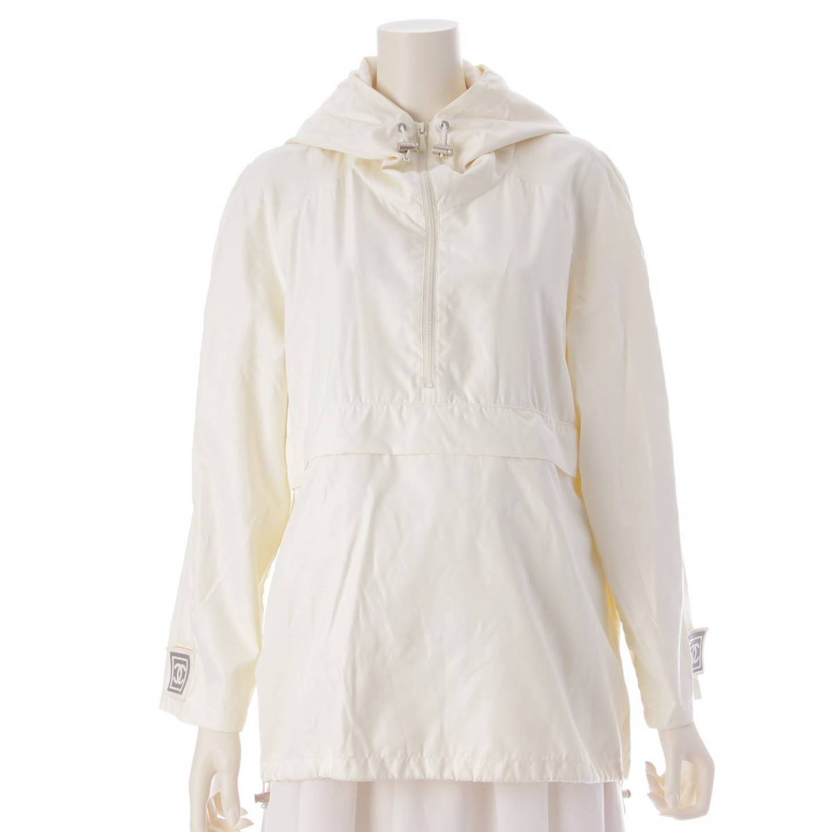 [Chanel] Chanel Sport 01P Nylon Half Zip Hooded Jacket Blouson P17598 White 38 [Used] [Authenticated and Guaranteed Authentic] 207711