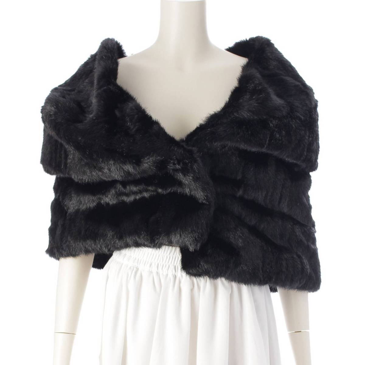 [Versace] Versace Eco-fur Cape Coat 1012013 Black 38 [Used] [Authenticated and Guaranteed Authentic] 209610