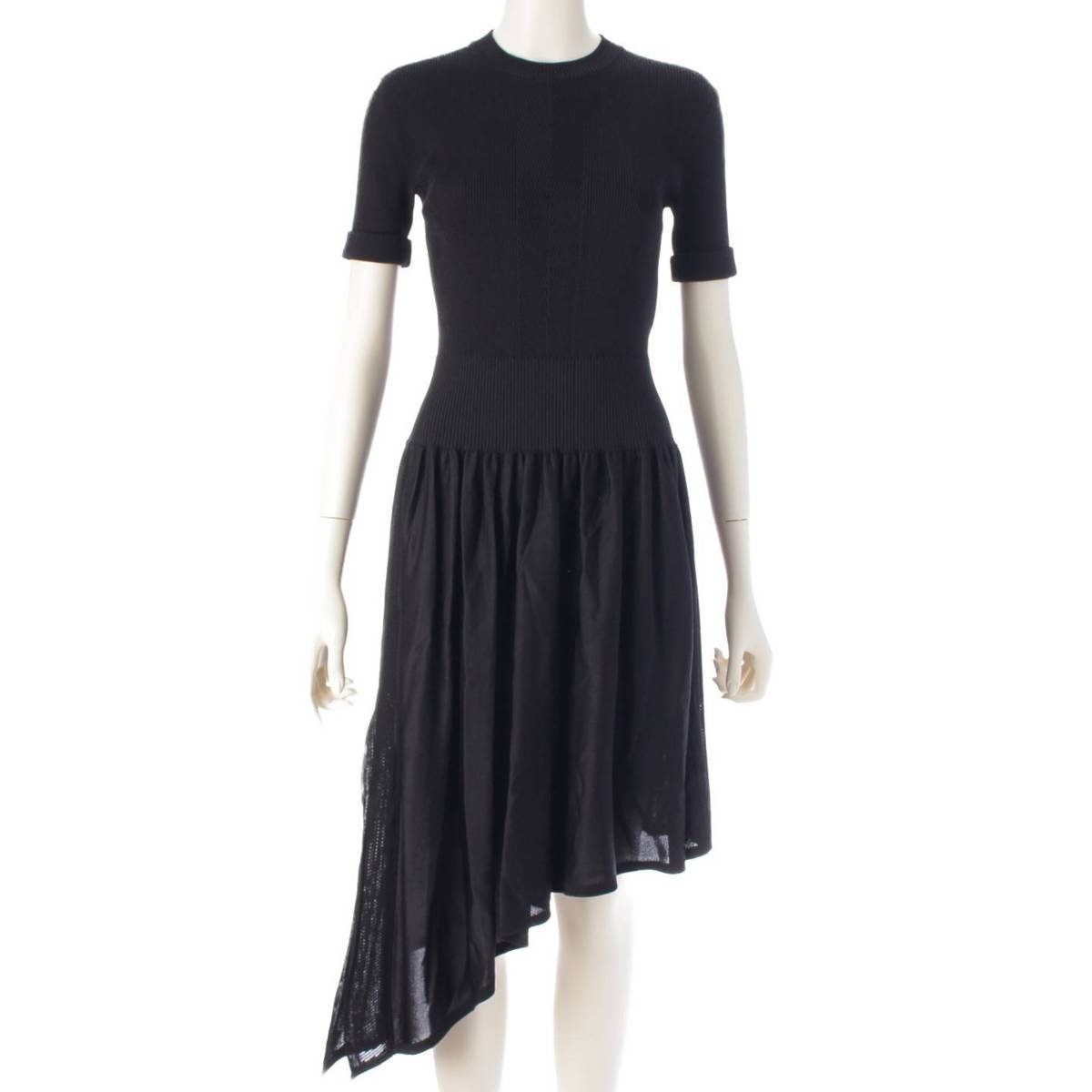 [Chanel] Chanel COCO Mark Mesh Knit Asymmetrical Dress P74740 Black 34 [Used] [Authenticated and Guaranteed Authentic] 209680