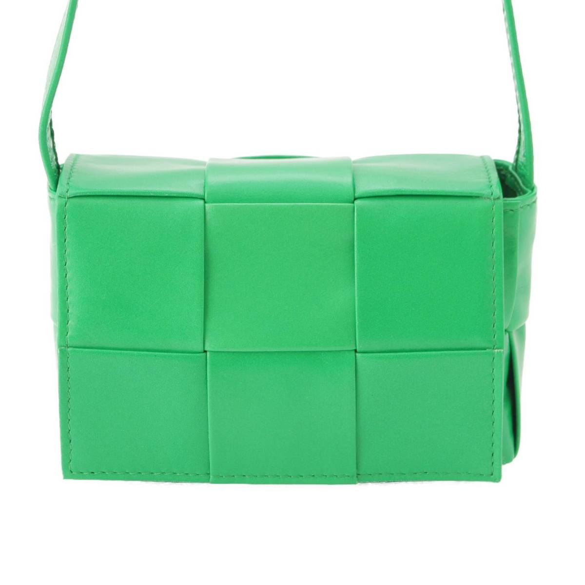 [Bottega Veneta] Bottega Veneta Candy Cassette Maxi INTRECCIATO Shoulder Bag 667048 Paraquito [Used] [Authenticated and Guaranteed Authentic] 210028