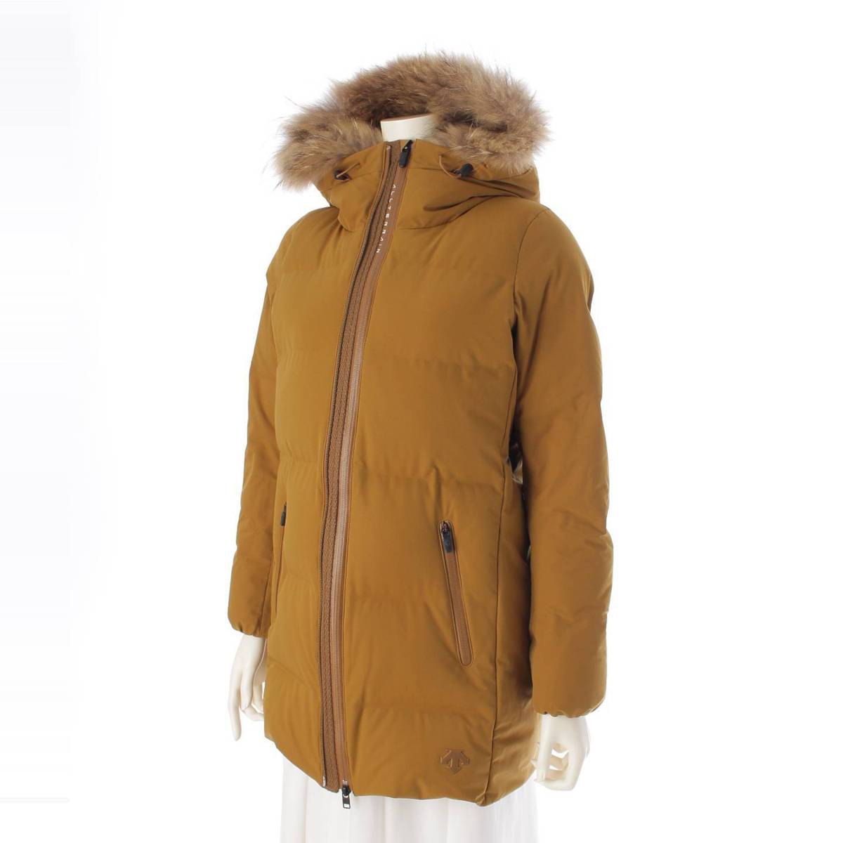 [DESCENTE] DESCENTE Allterrain Mizusawa Down BC STOCK Collaboration Down Coat DOR-G9568W Khaki M [Used] [Authenticated and Guaranteed Authentic] 210405
