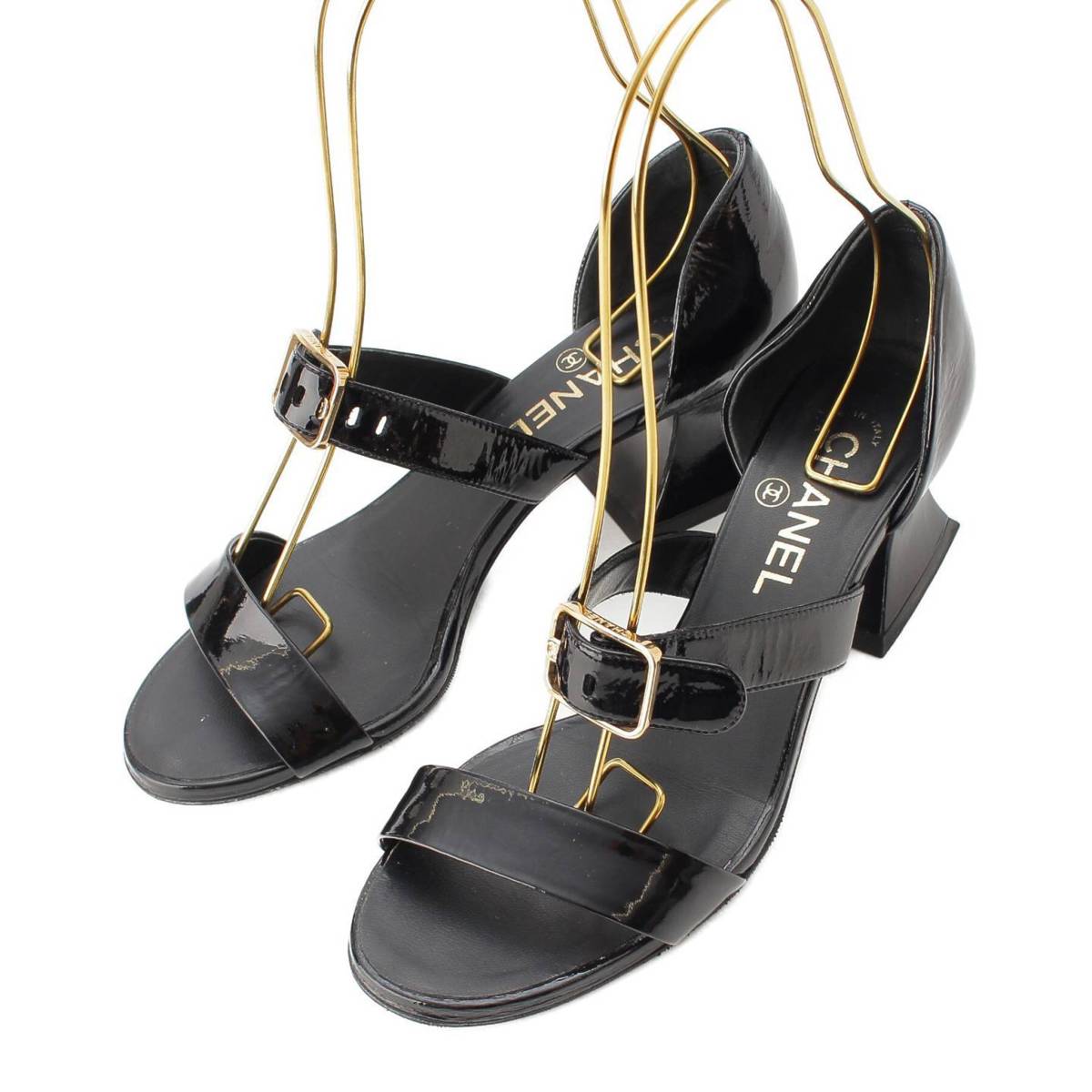 [Chanel] Chanel Chunky Heel Belted Patent Sandals G39050 Black Gold 37C [Used] [Authenticated and Guaranteed Authentic] 210552