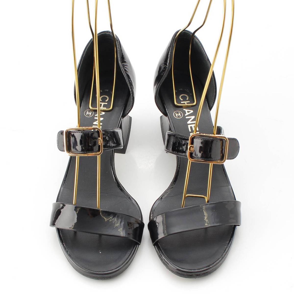 [Chanel] Chanel Chunky Heel Belted Patent Sandals G39050 Black Gold 37C [Used] [Authenticated and Guaranteed Authentic] 210552