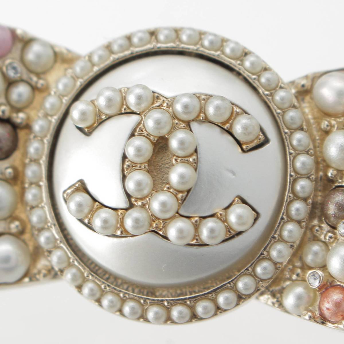 [Chanel] Chanel G21V COCO Mark Pearl Rhinestone Ribbon Gold Plated Brooch Champagne Gold [Used] [Authenticated and Guaranteed Authentic] 213256