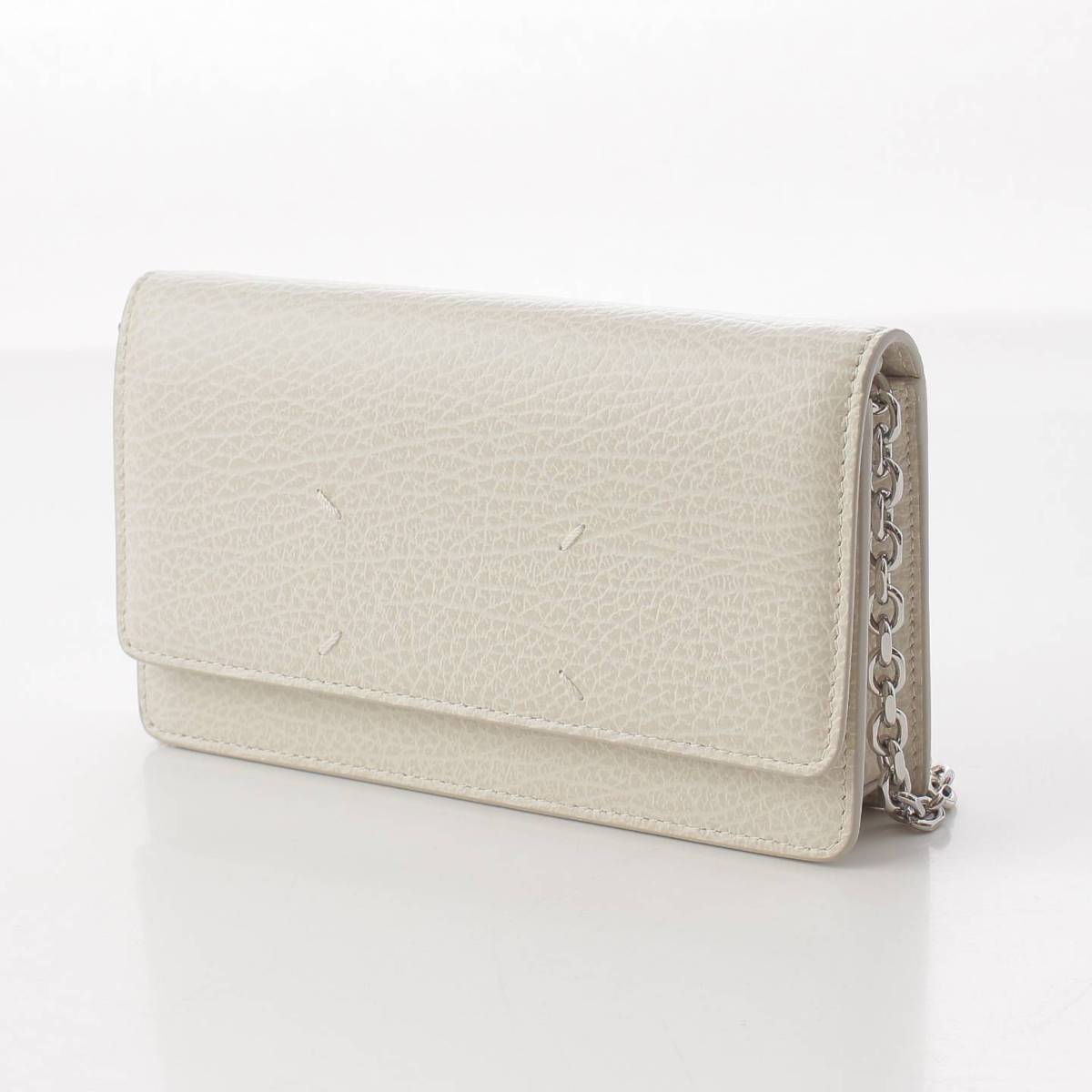 [Maison Margiela] Maison Margiela Leather ChainShoulder Wallet Clutch Bag S56UI0147 White [Used] [Authenticated and Guaranteed Authentic] 213331