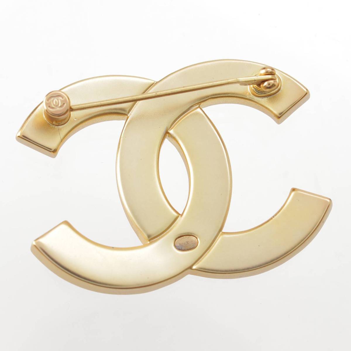 [Chanel] Chanel A21C COCO Mark Rhinestone Pin Brooch Accessory GP Gold [Used] [Authenticated and Guaranteed Authentic] 213426