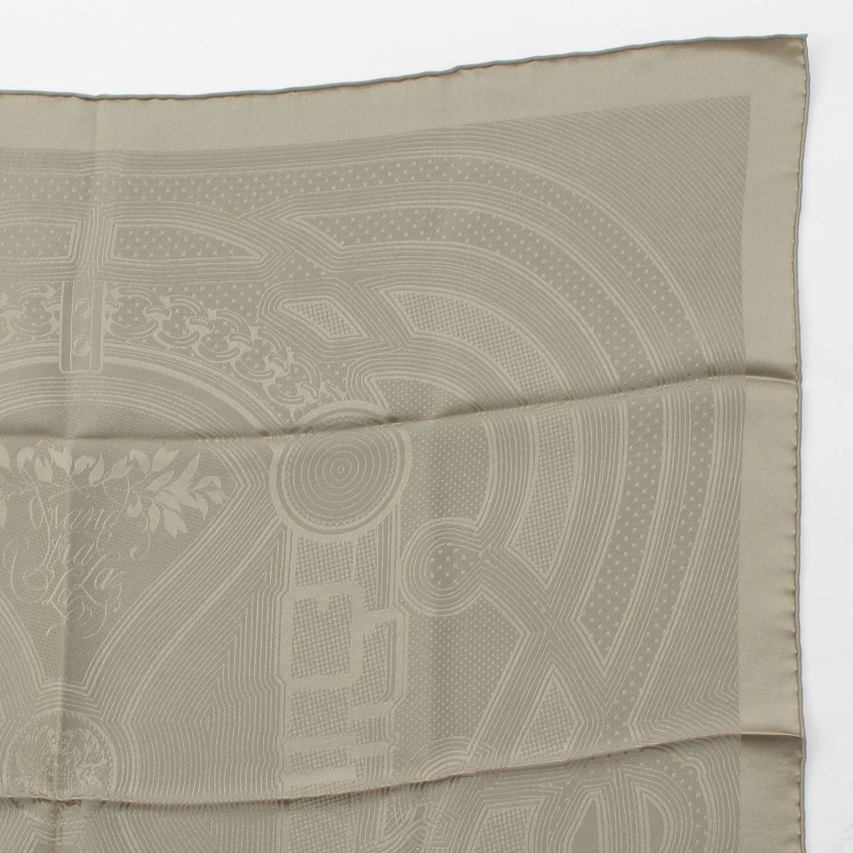 [Hermes] Hermes Carré 70 Grande Lala Medallion Silk Scarf Khaki Green [Used] [Authenticated and Guaranteed Authentic] 213637