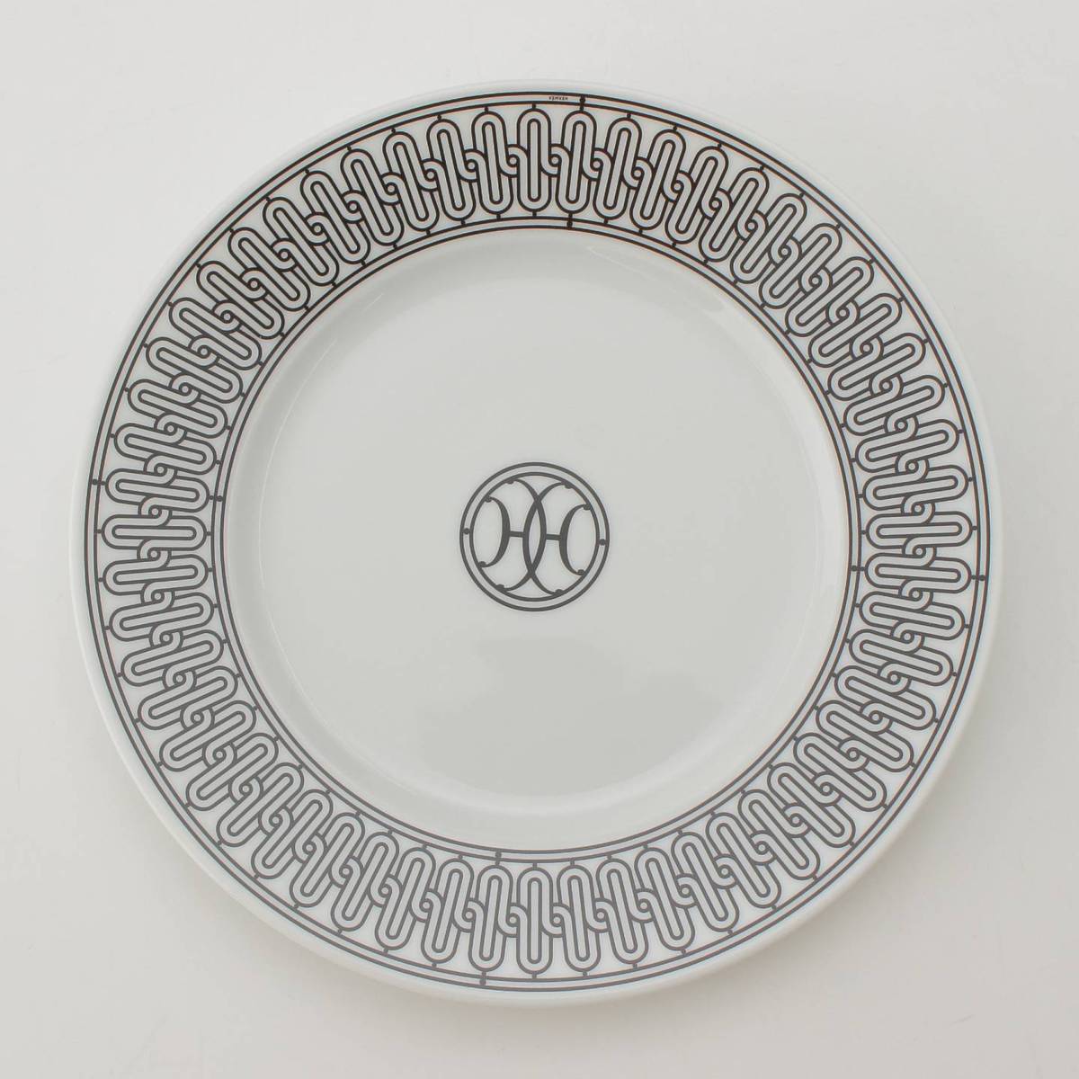 [Hermes] Hermes Mini Dinner Plate Tableware Plate Ceramic 2-piece Set Black x White [Used] [Authenticated and Guaranteed Authentic] 213829