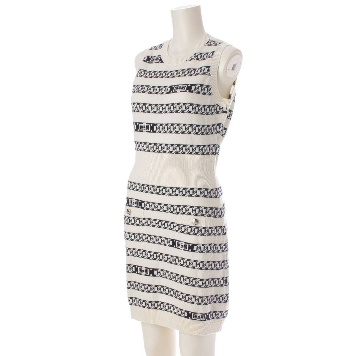 [Chanel] Chanel 17P ChainPattern COCO Button Knit Sleeveless Dress White 36 [Used] [Authenticated and Guaranteed Authentic] 213911