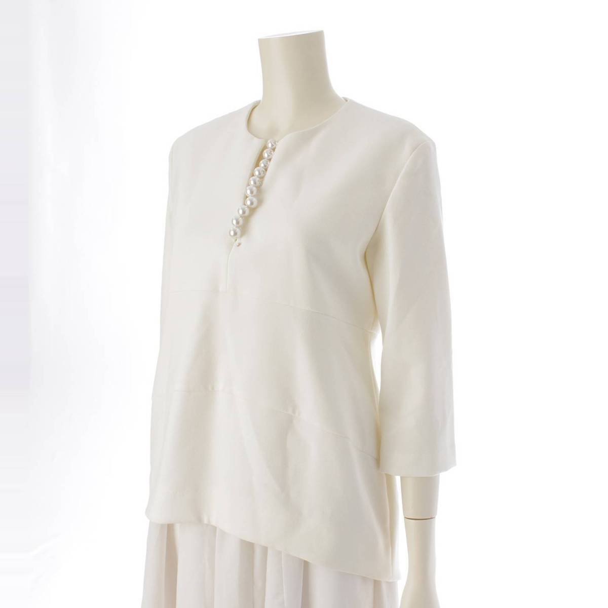 [Yoko Chan] YOKO CHAN Pearl Back Zipper Top Long Sleeve Blouse YCB-421-287 White 40 [Used] [Authenticated/Genuine Product Guaranteed] 214047