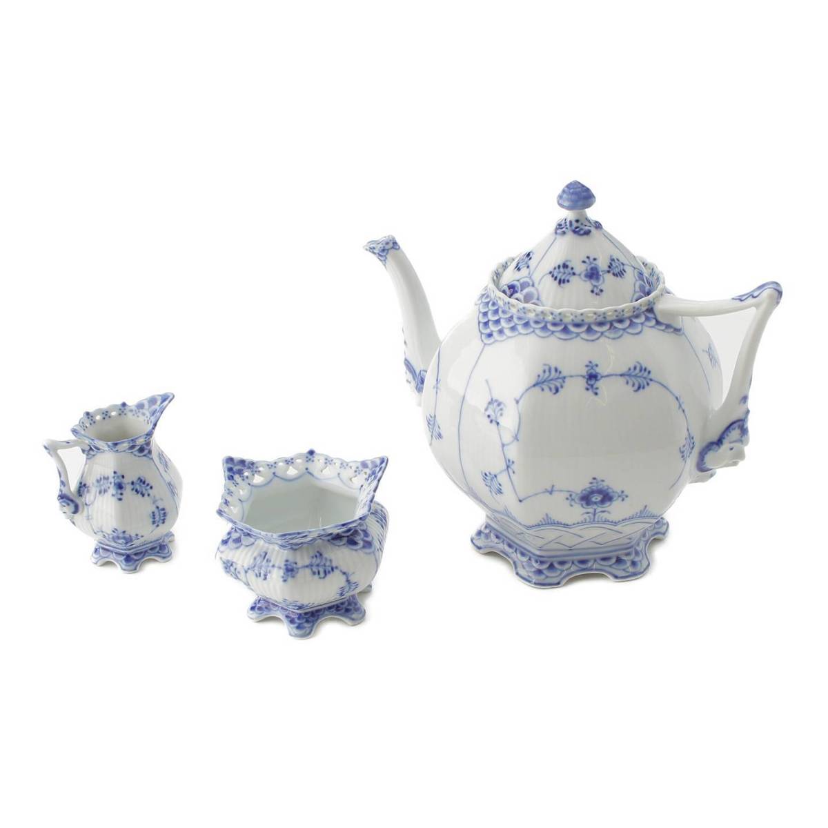 [Royal Copenhagen] Royal Copenhagen Blue Fluted Full Lace with Face Teapot, Creamer, Sugar Pot 3 Pieces [Used] [Authenticated and Guaranteed Authentic] 214861