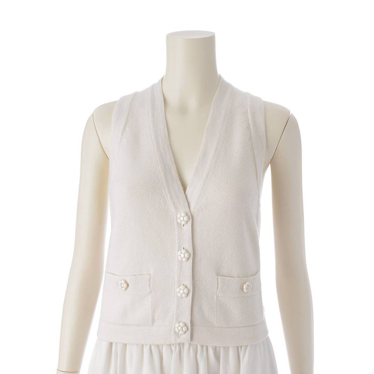[Chanel] Chanel 23AW COCO Mark Camellia Cashmere Knit Vest Top P76164 White 34 [Used] [Authenticated and Guaranteed Authentic] 215031