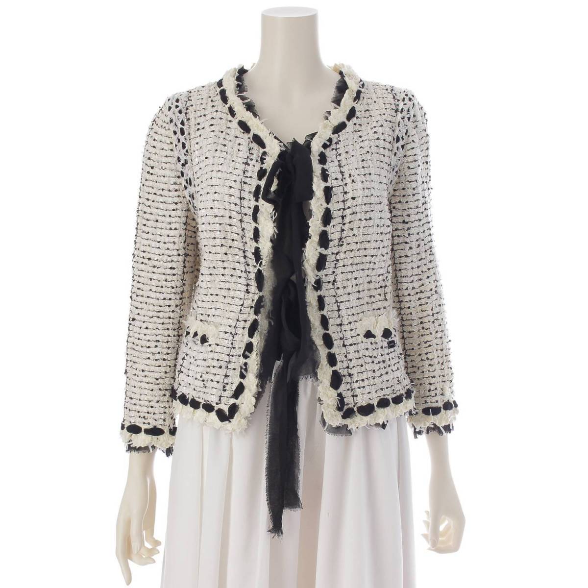 [Chanel] Chanel 05P Silk Blend Tweed Ribbon Collarless Jacket P25414W03520 White 40 [Used] [Authenticated and Guaranteed Authentic] 215370