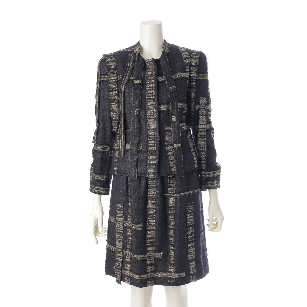 Chanel 06A Tweed Bowtie Jacket and Skirt Set P29145 Black 34 [Used] [Authentic Guaranteed]