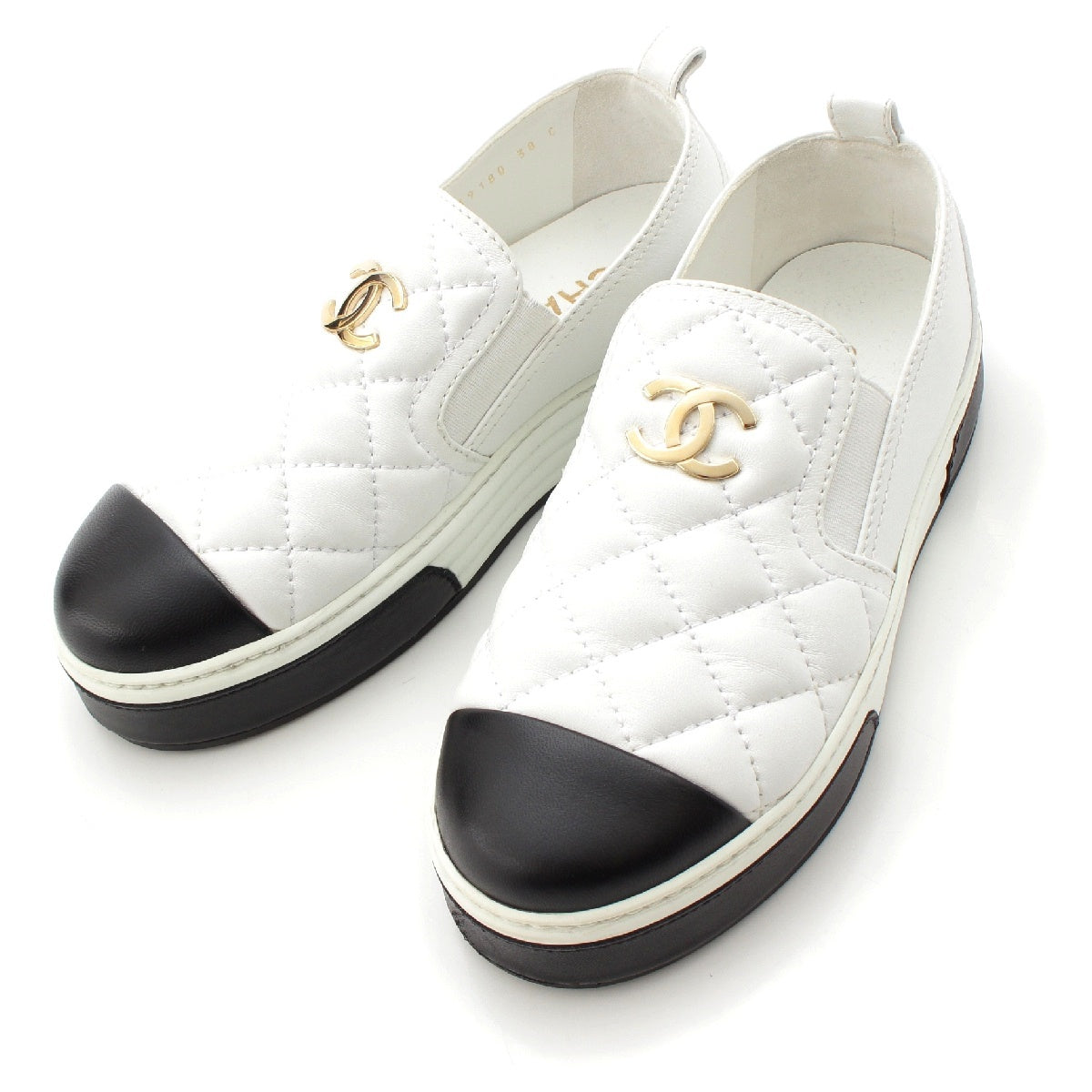 CHANEL 23P leather Matrasse COCO Mark Bicolor Slip-on Sneaker shoes G39180  White black 38