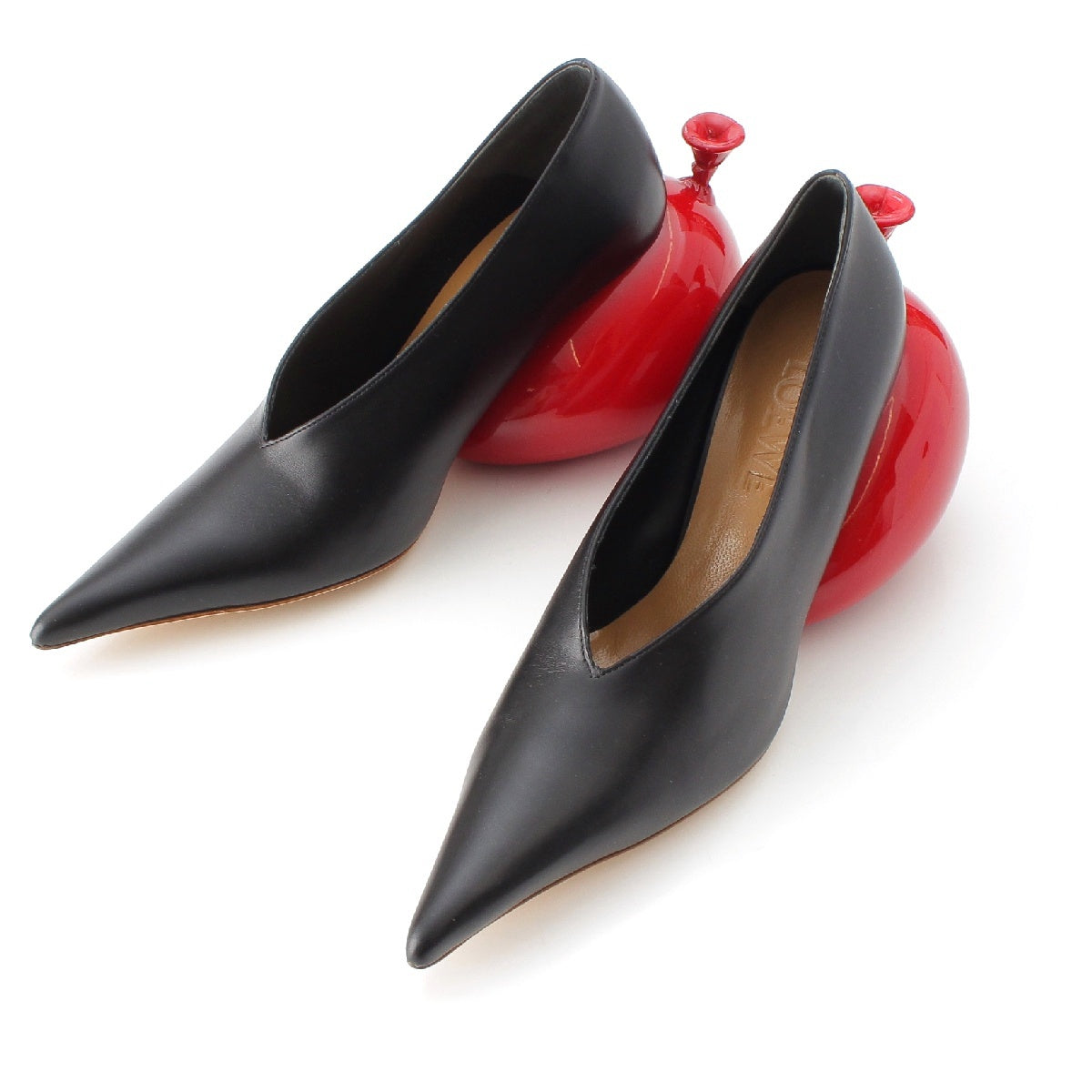 LOEWE leather Balloon V-neck Pointed toe pumps L814S01X46 Black red 36