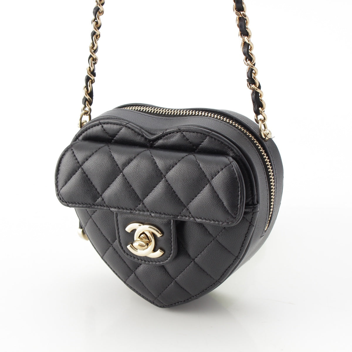 CHANEL 31 series lambskin Matelasse Heart Shape Chain Shoulder Bag Pochette AP2784 Gold Metal Black