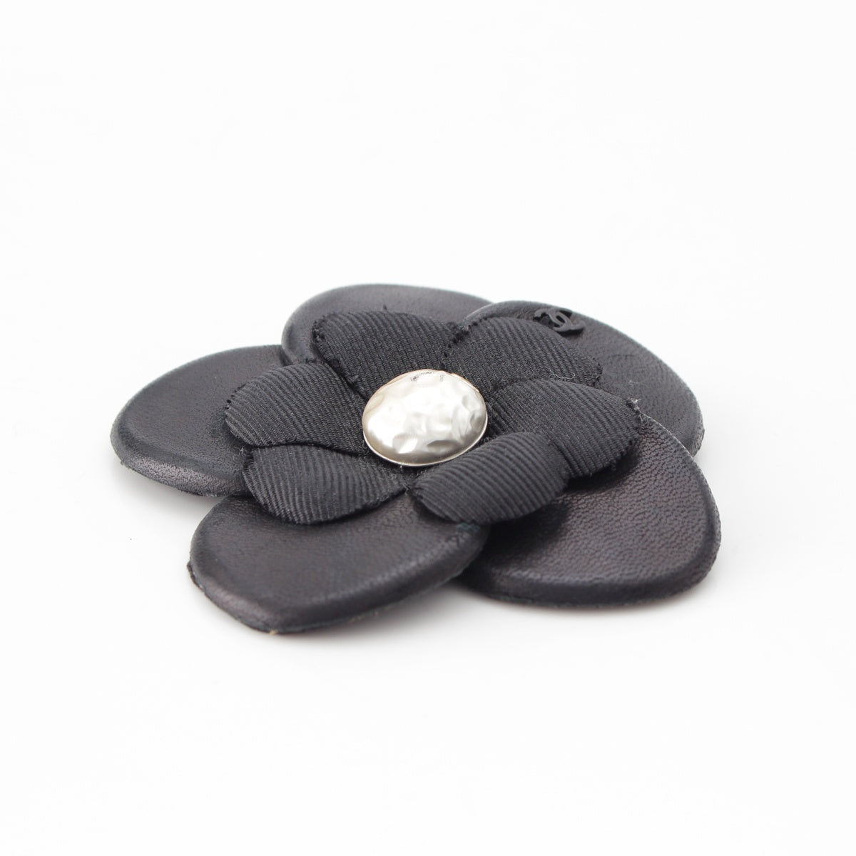 CHANEL 17P leather Pearl COCO Mark Camellia Brooch corsage black