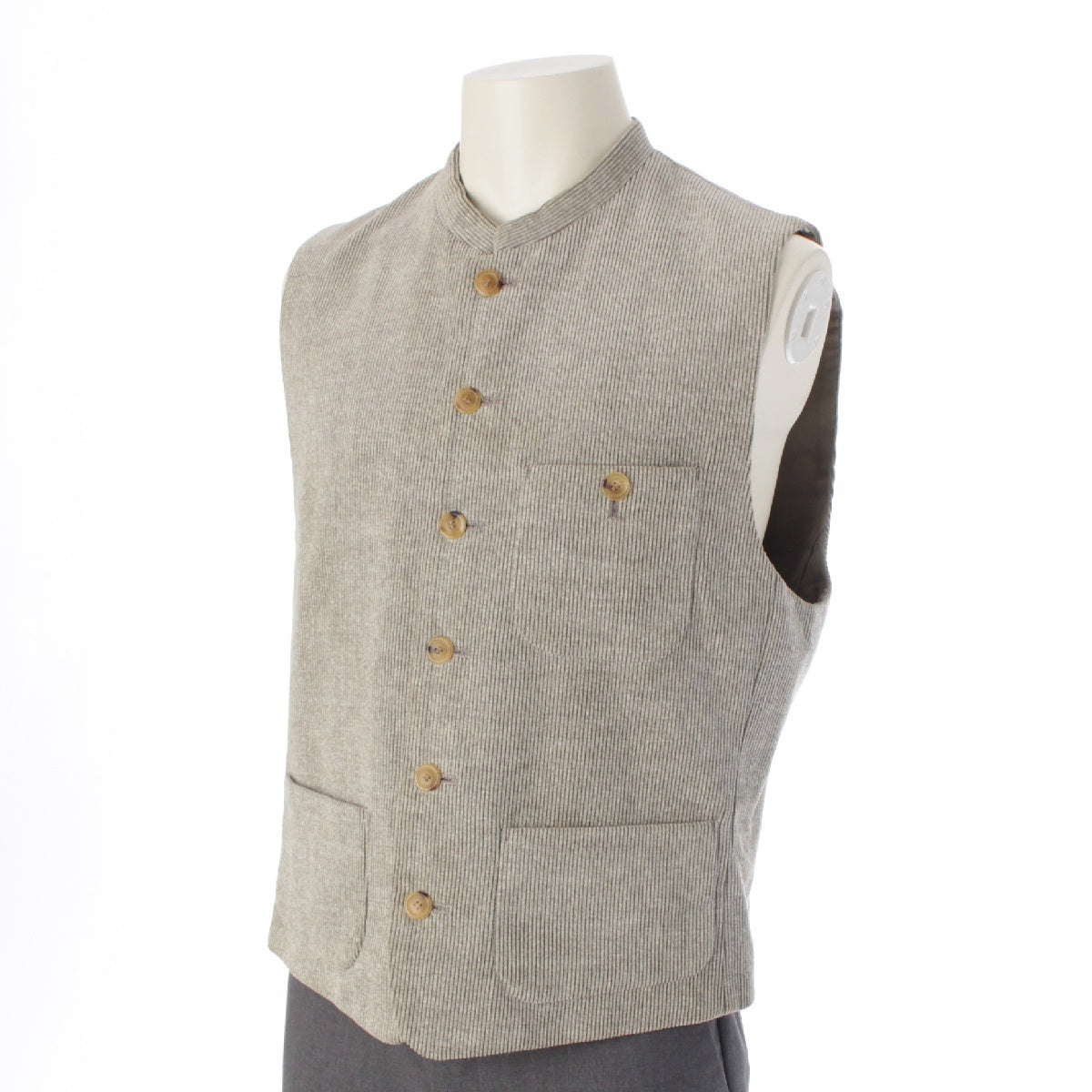 ISSEY MIYAKE Men Corduroy no-collar vest in white Best ME63-FE198 beige M