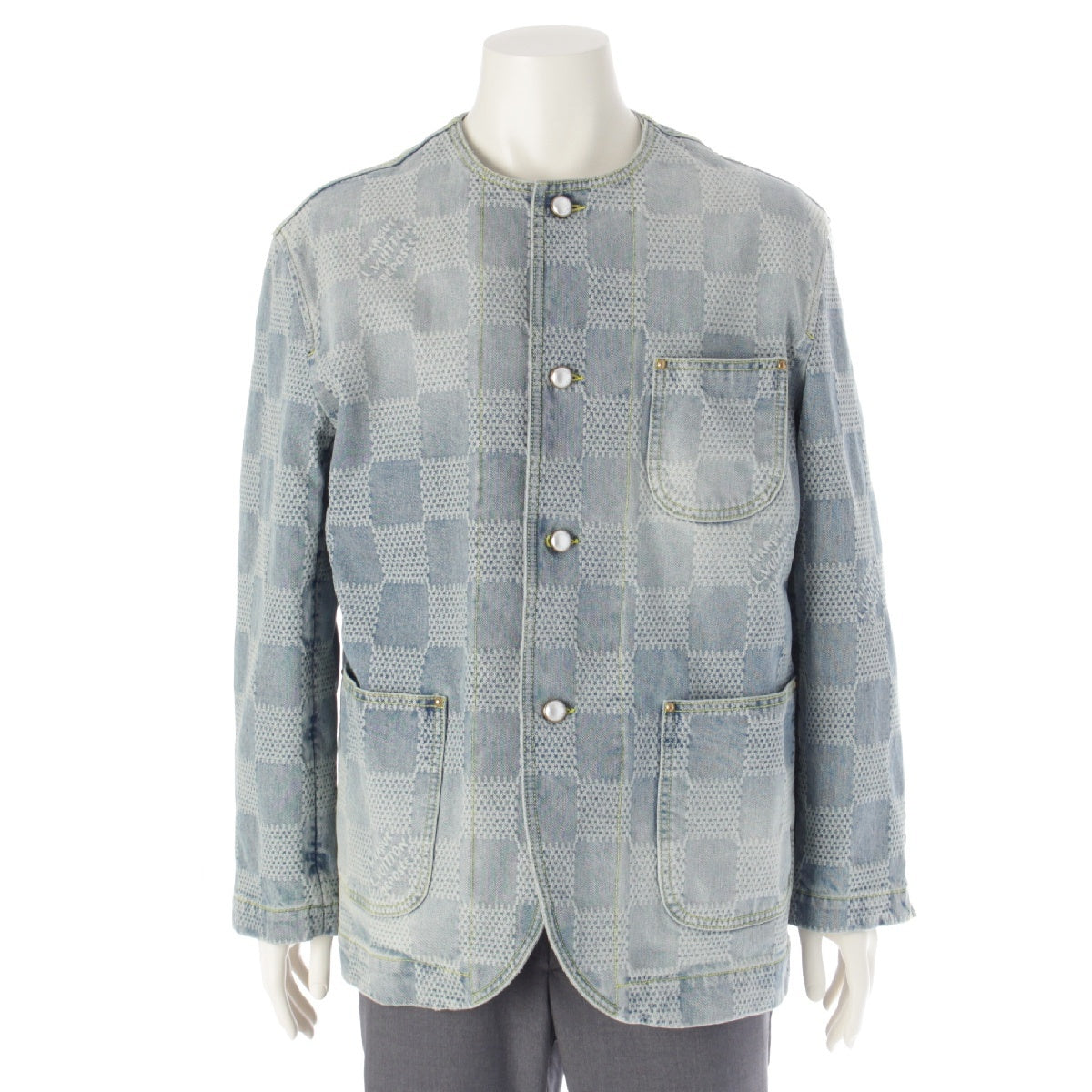 LOUIS VUITTON 25Stainless Steel cotton Damier denim Pharrell Williams fake pearl buttons washed no collar Denim Jacket HRA70W Ice blue 48