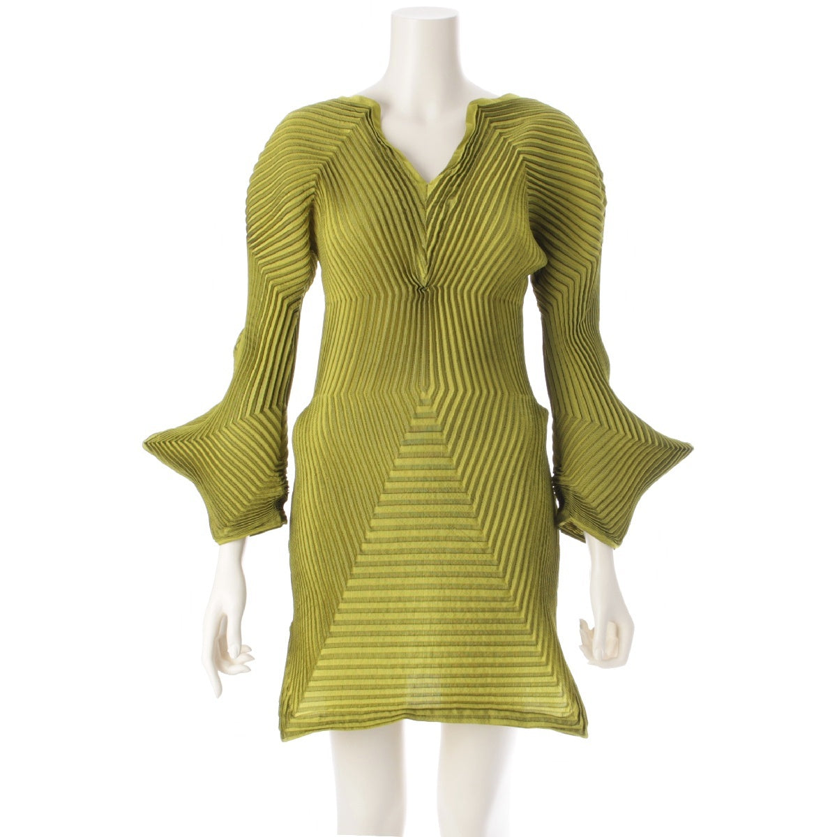 ISSEY MIYAKE 3D Steam Stretch Deformation Pleated one piece IM73FJ028 green 2