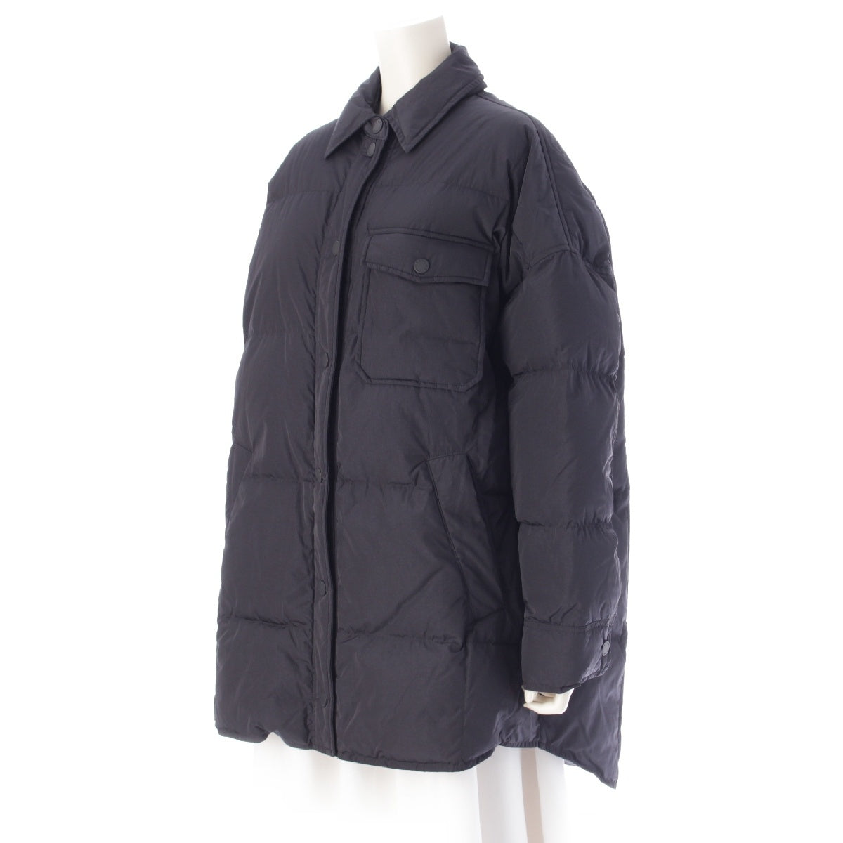 Max Mara Weekend Nylon Heavy Padding Down jacket 15 49 6032 black 42