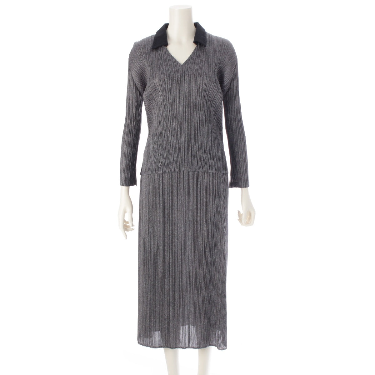 PLEATS PLEASE ISSEY  V-neck top with collar Skirt setup PP43-JK633 /JG637 gray 3