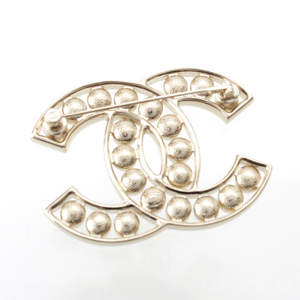 CHANEL Gold Plated COCO Mark Pearl Brooch Accessories B24 V gold