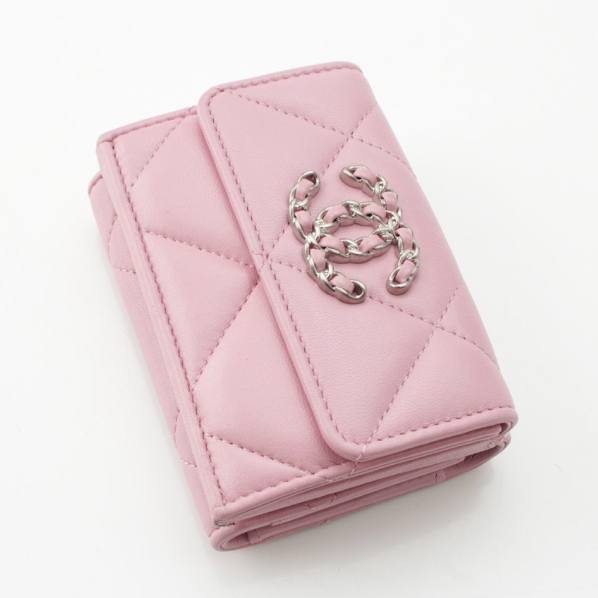 CHANEL 32 series 19 Dysneuf Lambskin leather COCO Mark Matrasse Tri-fold wallet Compact wallet Pink SilverMetal