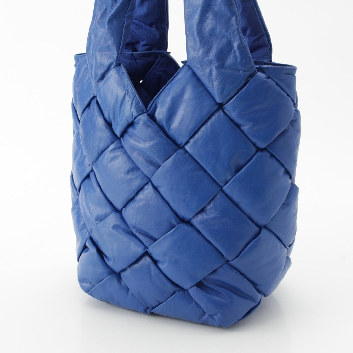 BOTTEGAVENETA cassette Calf leather Maxi INTRECCIATO with pouch Tote Bag 666872 blue