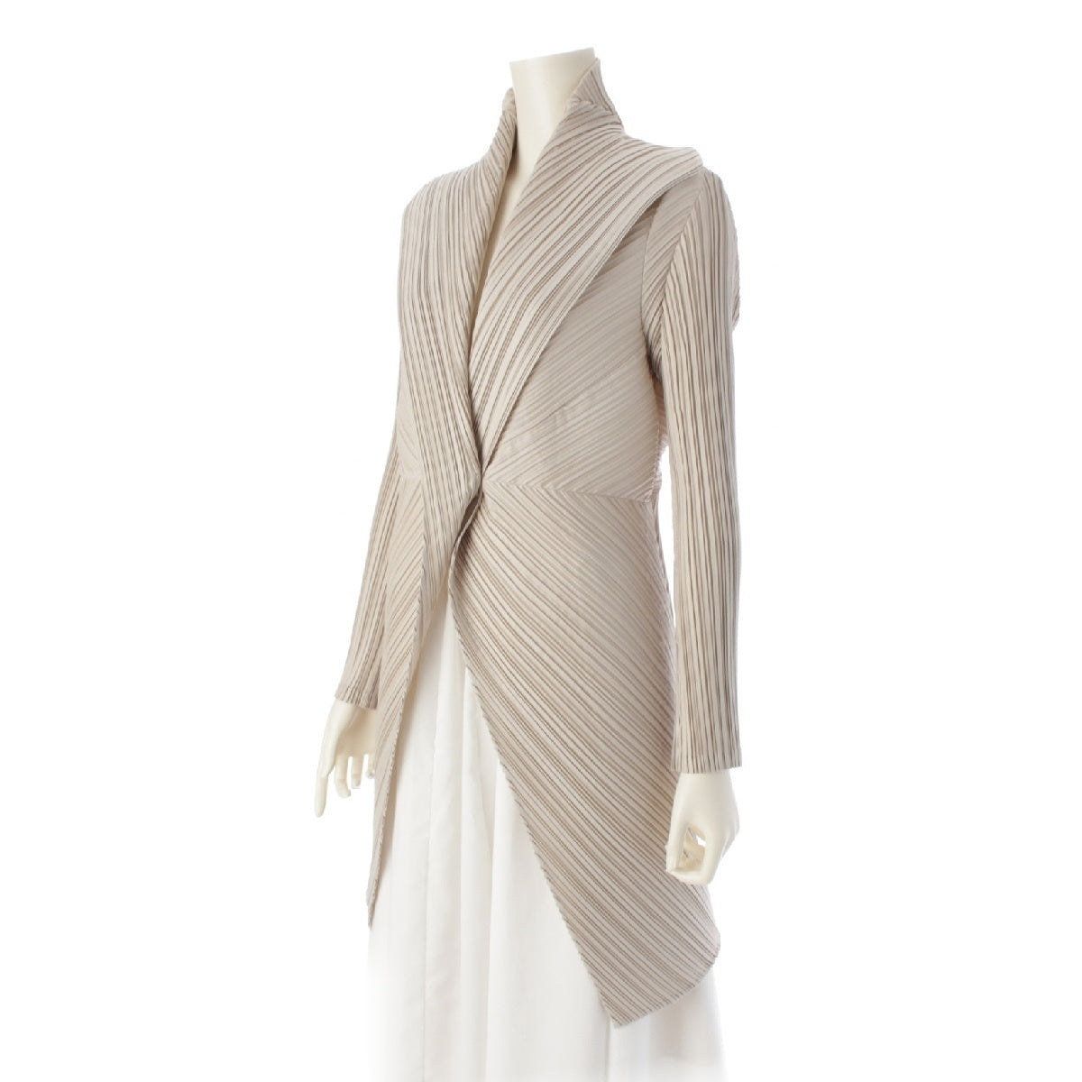 ISSEY MIYAKE Deformed Diagonal Pleated Long coat Jacket IM93FD722 Off-white beige 2