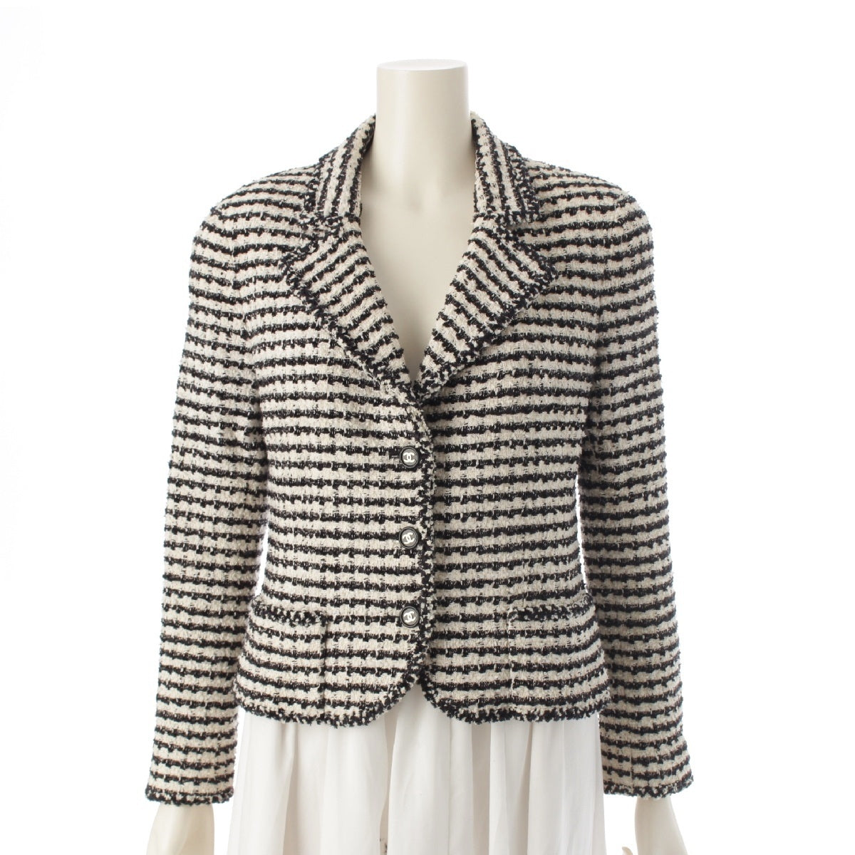 CHANEL 97P Cotton Tweed COCO Mark Button Check Short tailored jacket tops P07662 White x black 42
