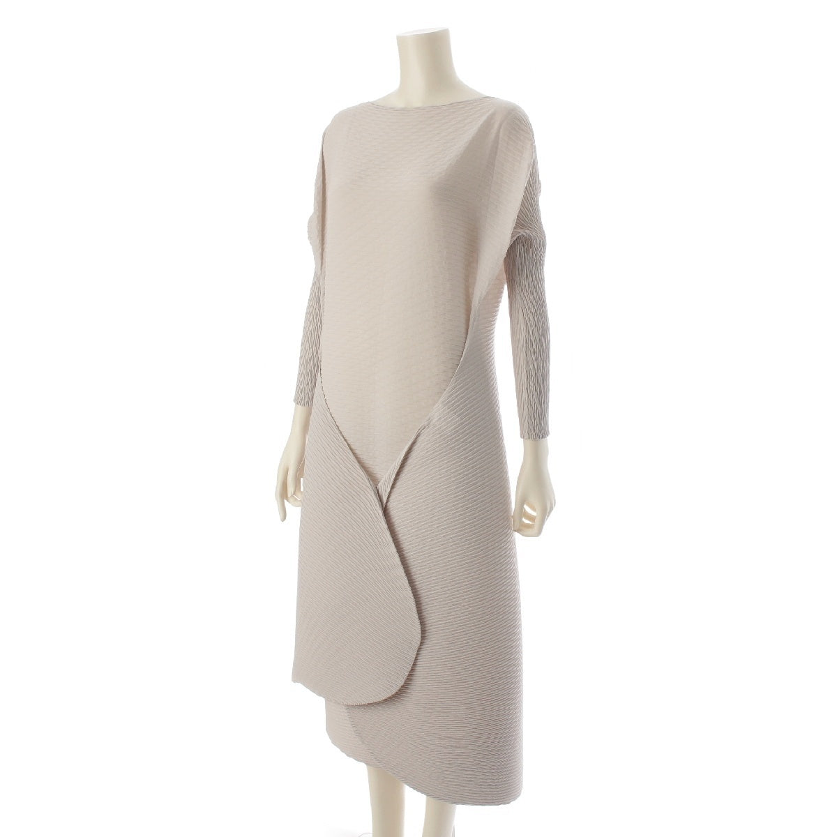 ISSEY MIYAKE 22Stainless Steel Deformed Pleated Long Cardigan one piece dress IM21FH688 Light gray 2