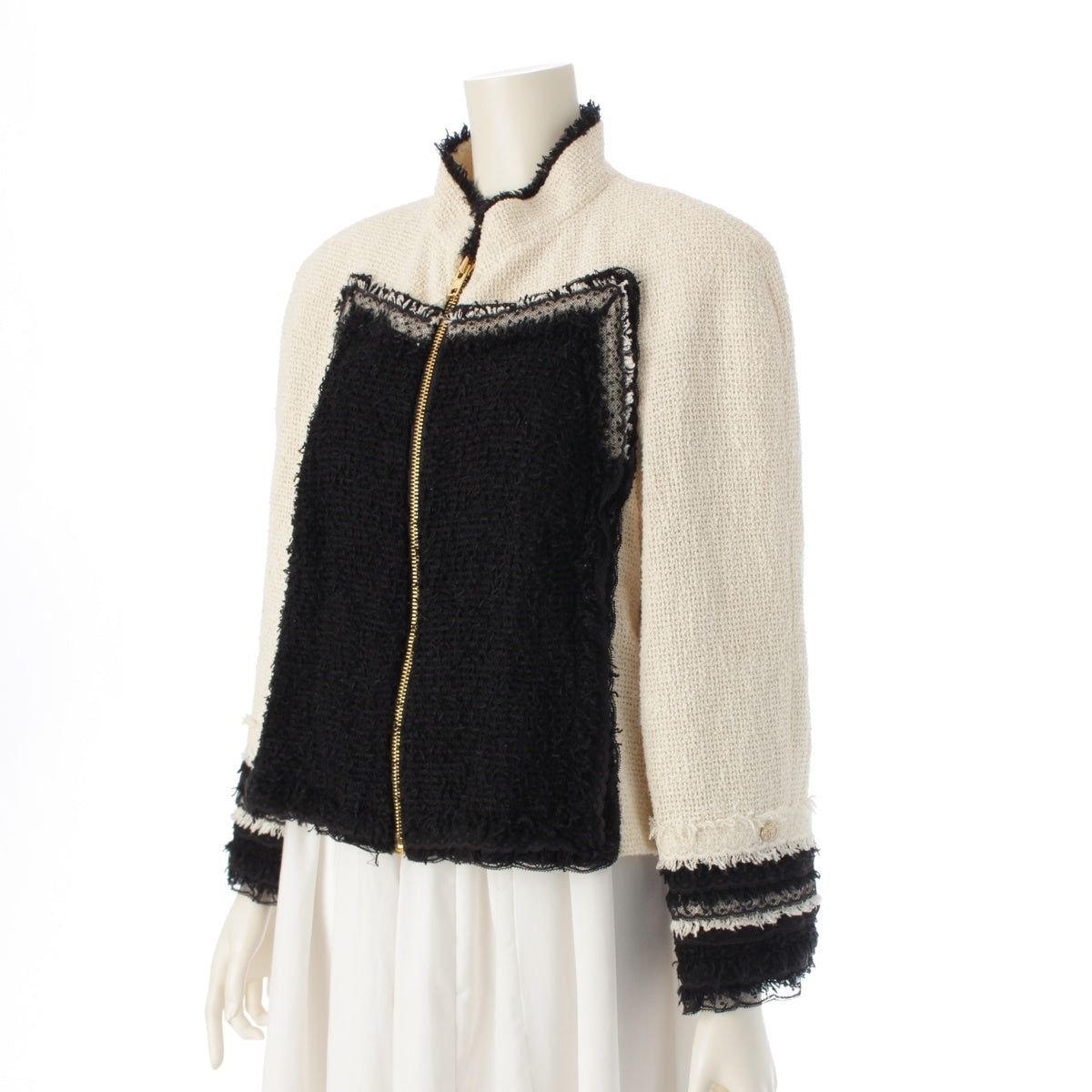 CHANEL COCO Mark Tweed Zip-up Jacket Lace Camellia  P38178W04478 White x black 46