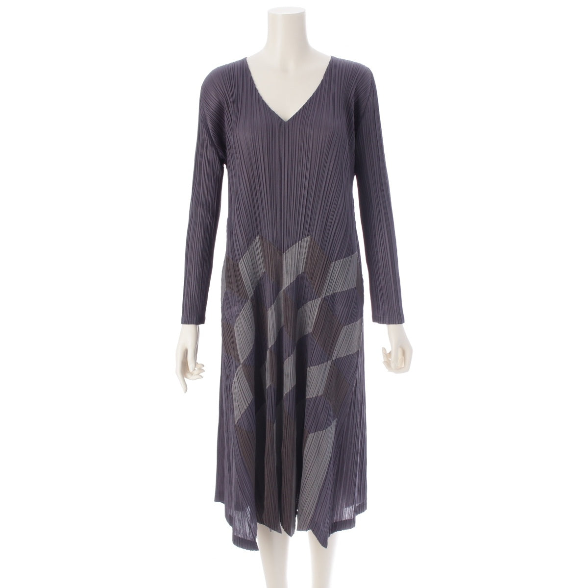PLEATS PLEASE ISSEY  Diamond Pattern Long one piece PP73-JH666 Charcoal gray 4