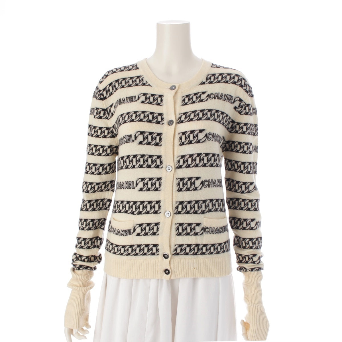 CHANEL cashmere Logo ChainPattern Knit cardigan tops P18436 white 40