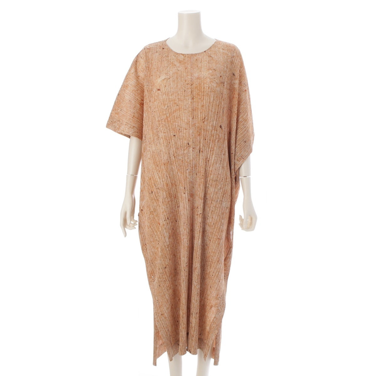 PLEATS PLEASE ISSEY  Fallen leaves pattern deformed poncho one piece PP91-JA143 Beige brown 3