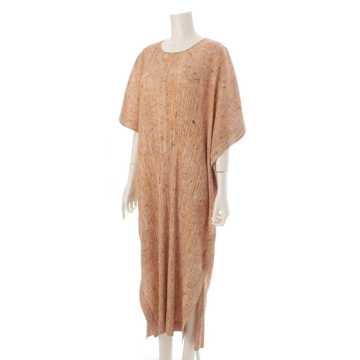 PLEATS PLEASE ISSEY  Fallen leaves pattern deformed poncho one piece PP91-JA143 Beige brown 3