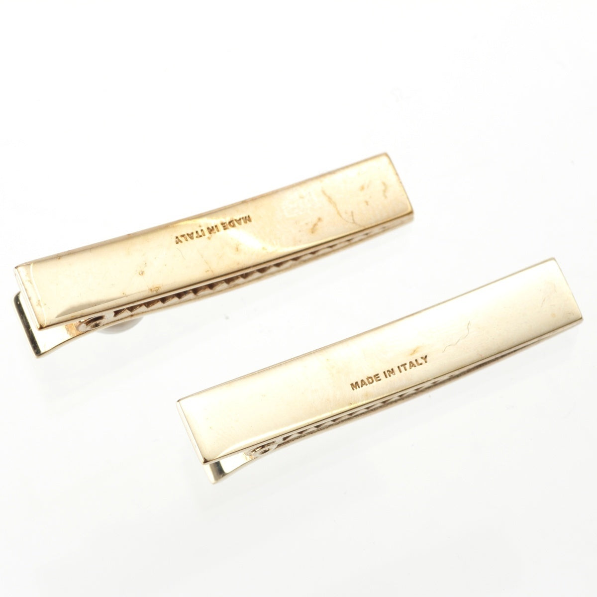 MIUMIU Pearl embossed logo clip hair accessory hairpin gold