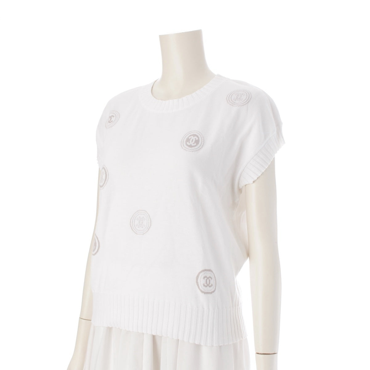 CHANEL cotton COCO Mark Sleeveless knit Cut P17562 white 42